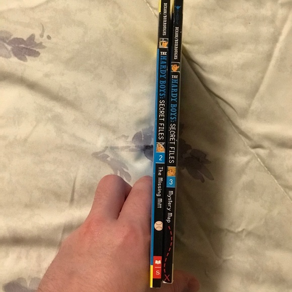 Hardy Boys Books - Picture 3 of 4